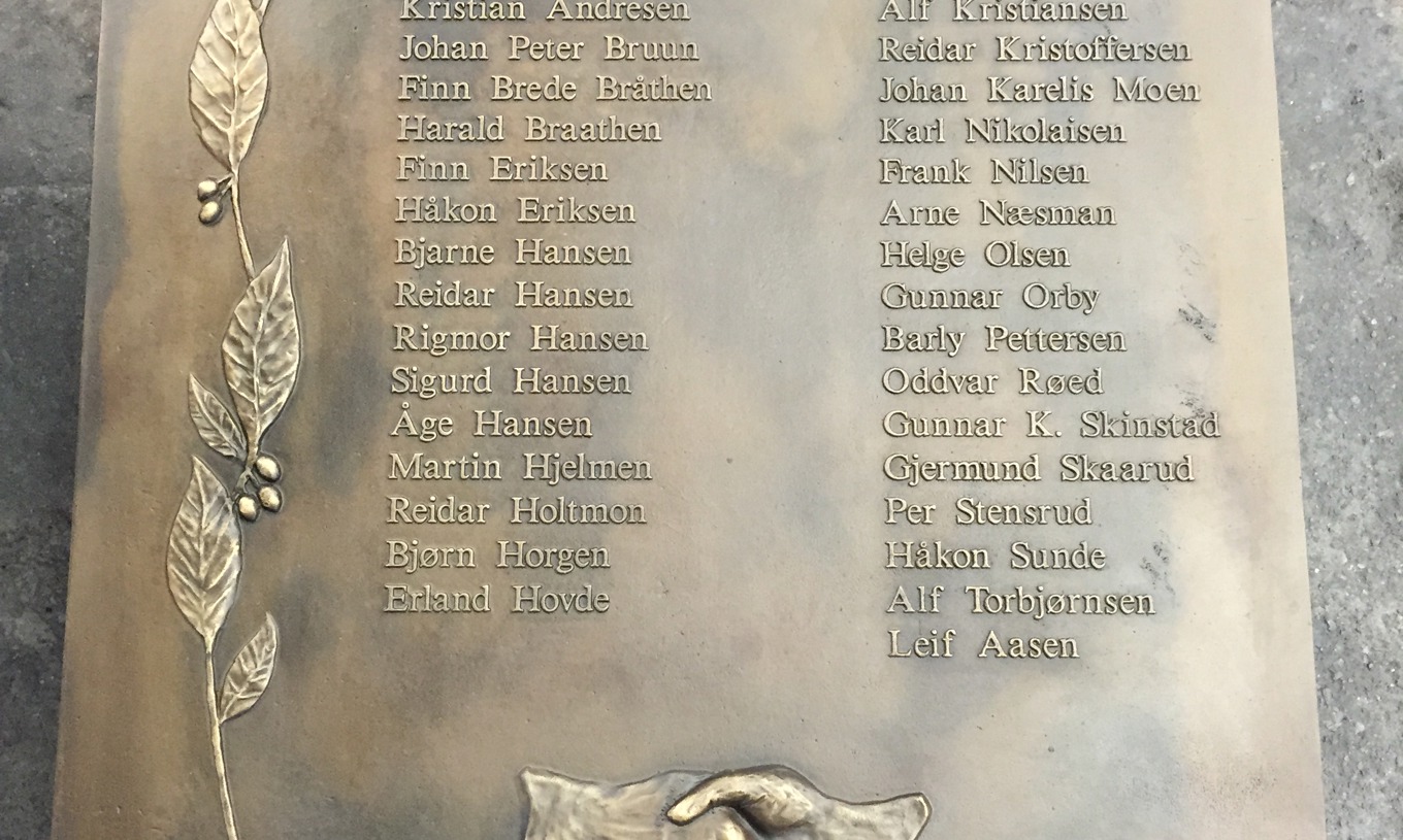 støpte skilt plakett tavle Olsen Nauen Klokkestøperi