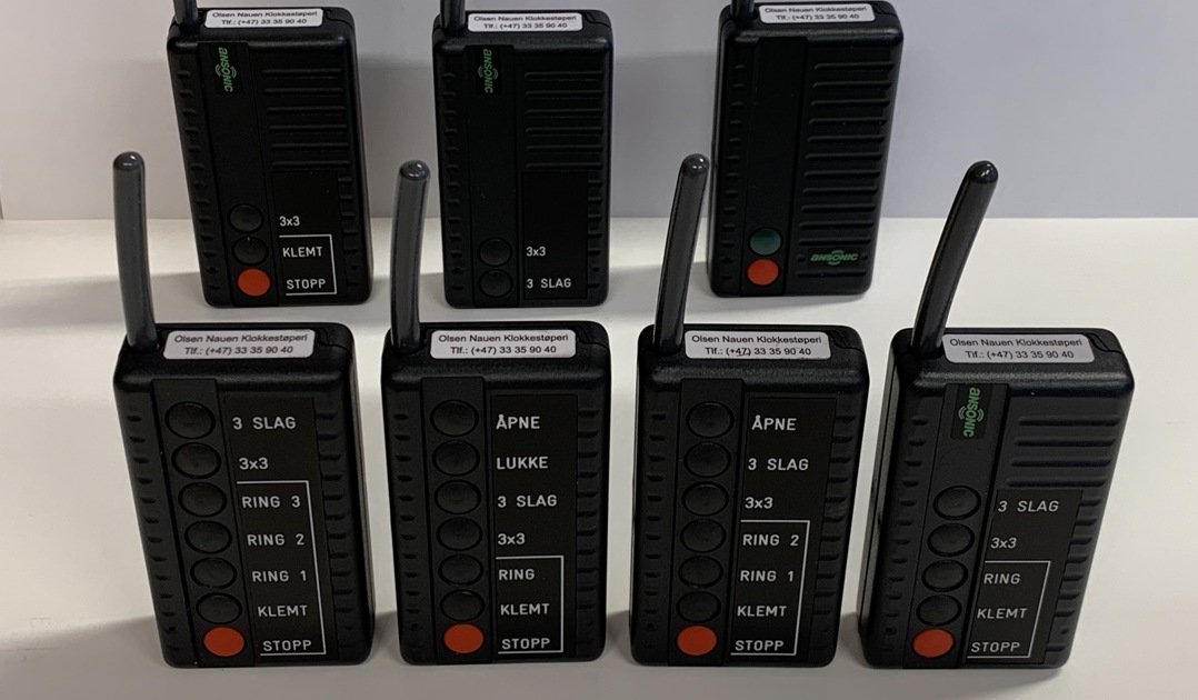Styringsur ringeautomatikk Olsen Nauen Klokkestøperi ringeanlegg kirkeklokke fjernkontroll fjernstyring radiostyring