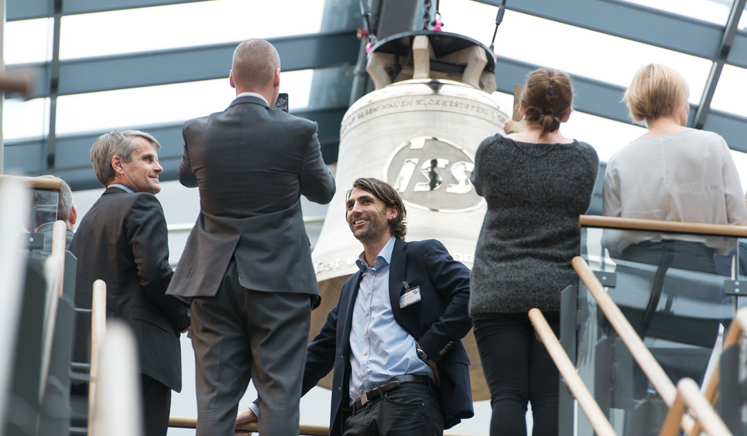 Olsen Nauen Klokkestøperi, klokkespill, kirkeklokker, skipsklokker, 1844, gårdsklokker, norsk industri, småklokker, ISS, norges største salgsklokke