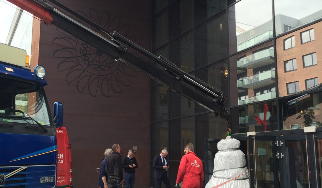 Olsen Nauen Klokkestøperi, klokkespill, kirkeklokker, skipsklokker, 1844, gårdsklokker, norsk industri, småklokker, ISS, norges største salgsklokke